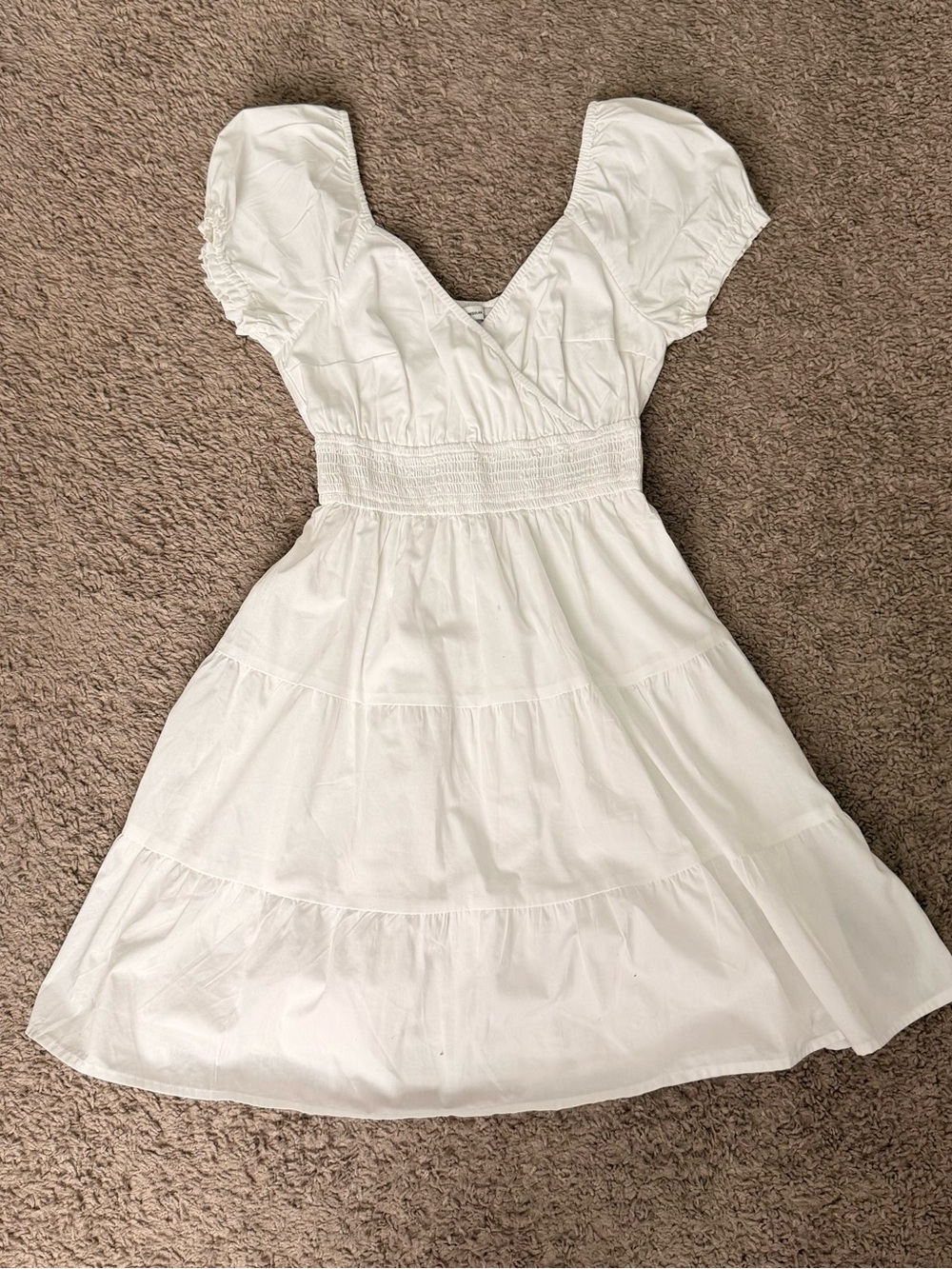 Hollister White Puff-Sleeve Smocked Midi Dress